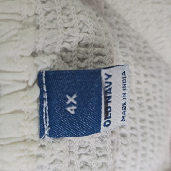 Old Navy White Ruffled Sleeveless Tank Top, Plus Size 4X, NWOT - Picture 3 of 4